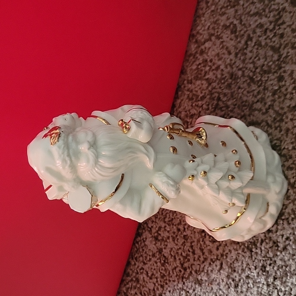 MUSICAL SANTA